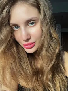 Daniela escort in Dubai