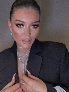Diana escort in Dubai