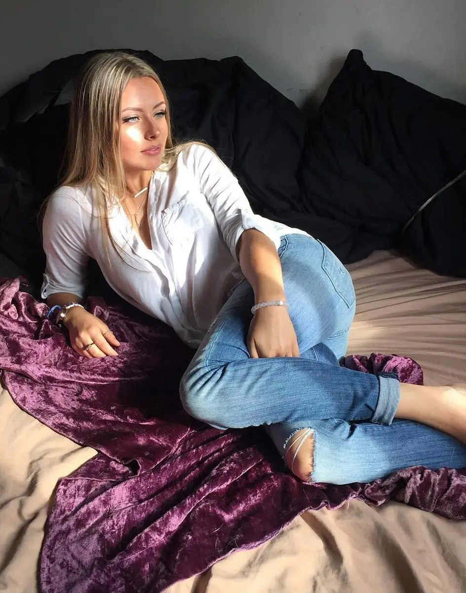 Eleanor escort in Dubai