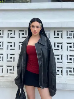 HAYALEY escort in Dubai