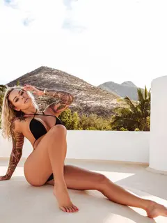 Lana escort in Dubai