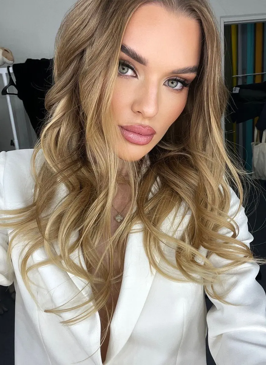 Maria escort in Dubai