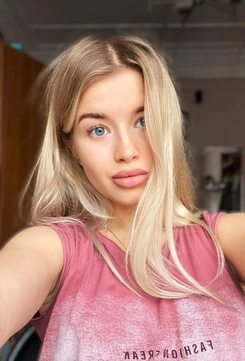 Maria escort in Dubai