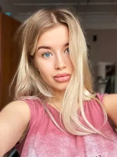 Maria escort in Dubai