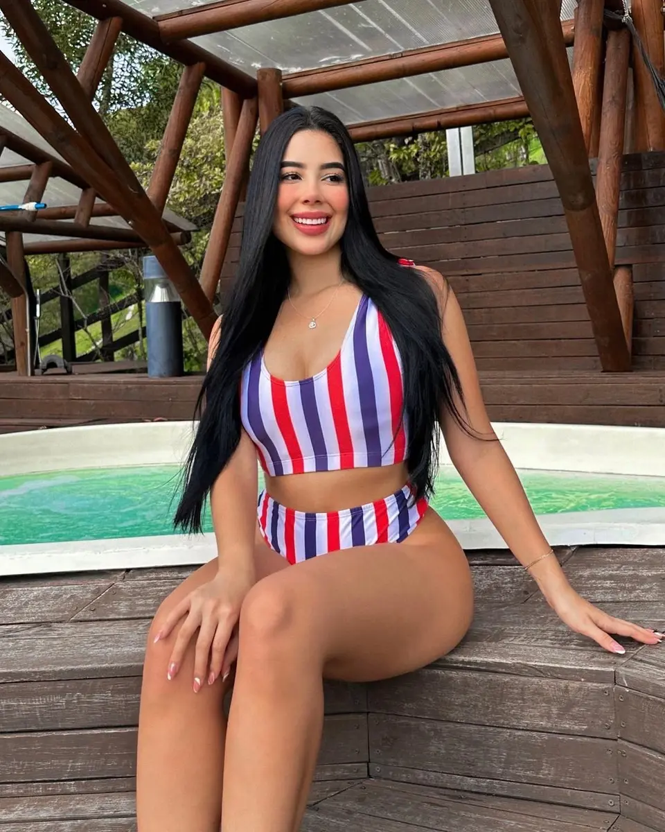 Mariana escort in Dubai