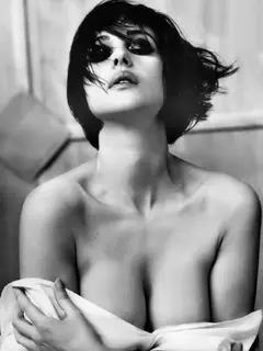Monica escort in Dubai
