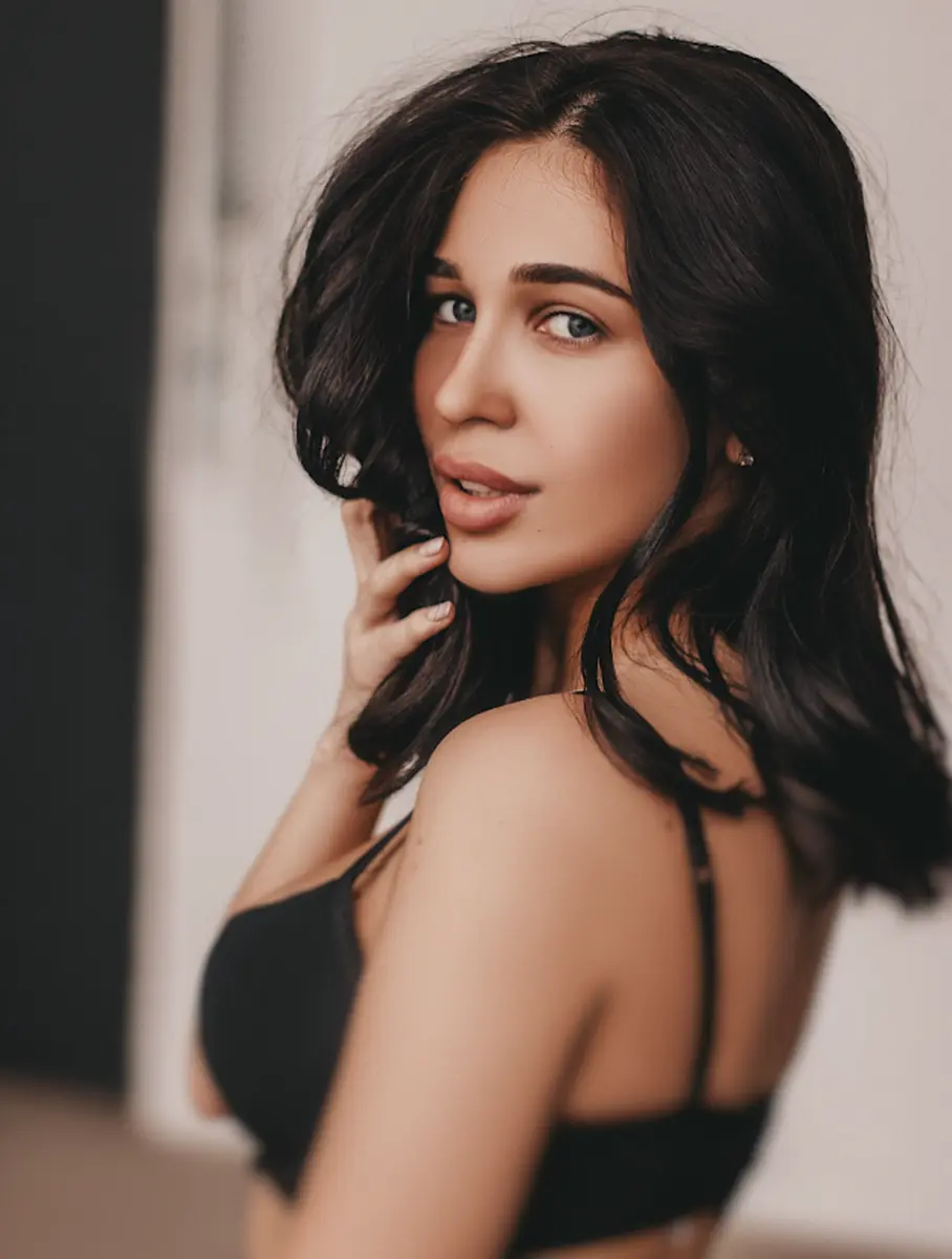 Olivia escort in Dubai