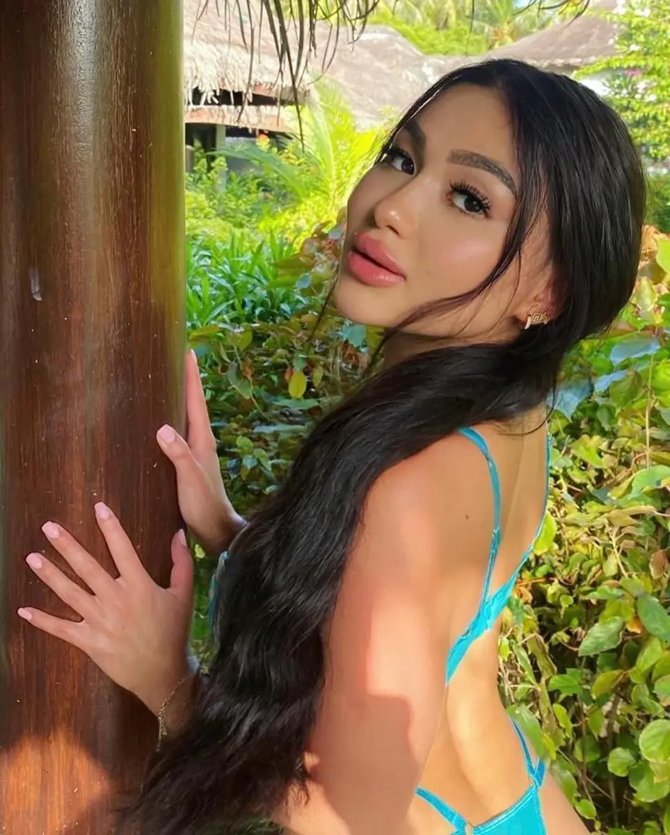 Zari escort in Dubai